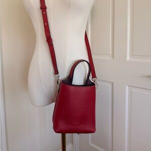 Tod's Red Pebbled Leather Crossbody Bucket Phone Bag